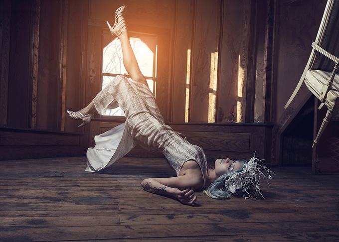 DIY: Pro Photographer Shares His Top Levitation Photography Tips