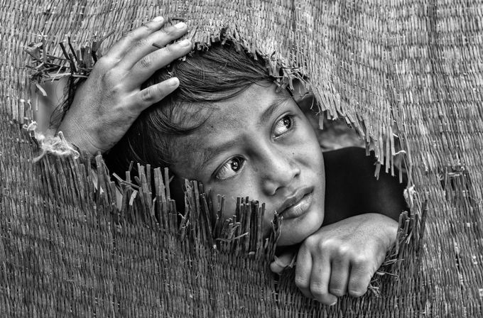 I see the world here by djeffact - Black and White Portraits Photo Contest