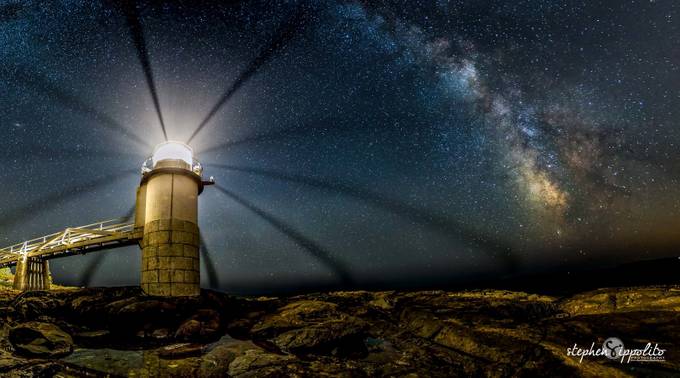 Marshall Point Lighthouse Milkyway by stephenippolito