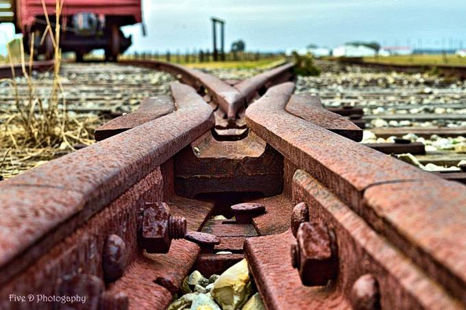 tracks divided by FiveDPhotography - Perspectives Photo Contest