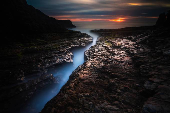 Davenport Crack by Rinkrat - Enchanting Waterscapes Photo Contest
