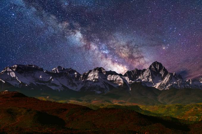The Galaxy ruling over Mount Sneffels by mattpayne