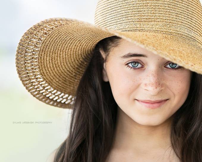 In The Hat by SylwiaUrbaniak - Summer Portraits Photo Contest
