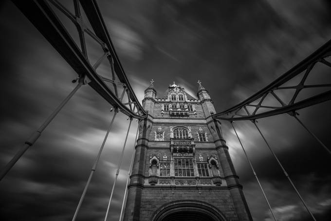 London&#039;s Tower Bridge by antonyz