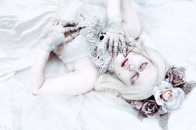 Albino by LauraSheridan