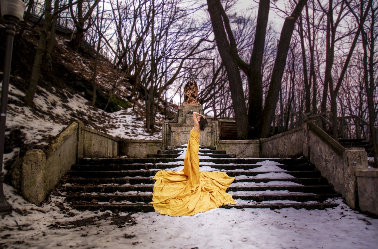 26+ Photographers Go After Elegance In Creative Ways