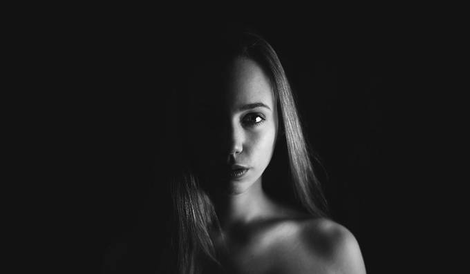 Portrait (Jule) by mmarriuss - Portraits And Shadows Photo Contest