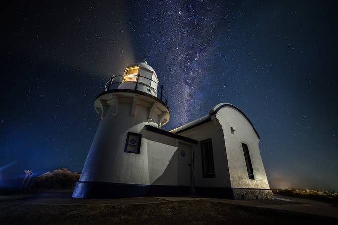 The Guiding Light by TonyLaw - The Lighthouse Photo Contest