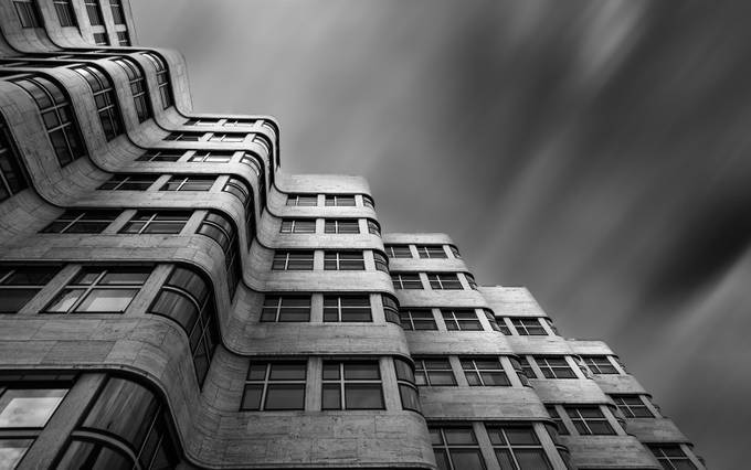 berliner by kutlu - My Favorite Building Photo Contest