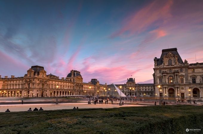 Last Light at The Louvre  by paulgphoto91
