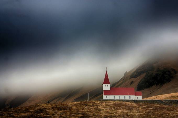 Icelandic Church by EnfocarPhotography - Compositions 101 Photo Contest vol3