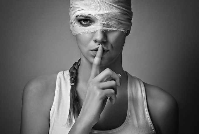 Psssst by momasko - Black and White Portraits Photo Contest