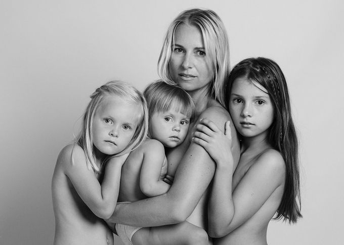 Motherhood Photo Contest 2017 Winner