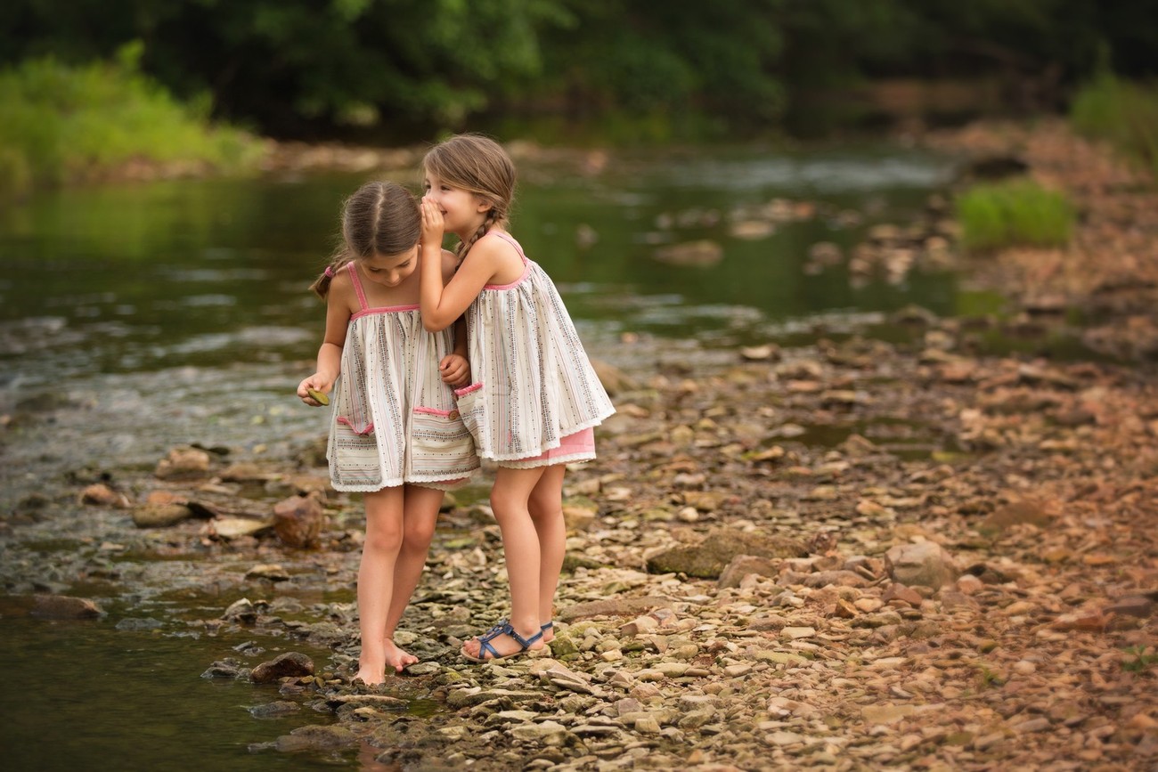 53 Friendships Shot By Creative Photographers