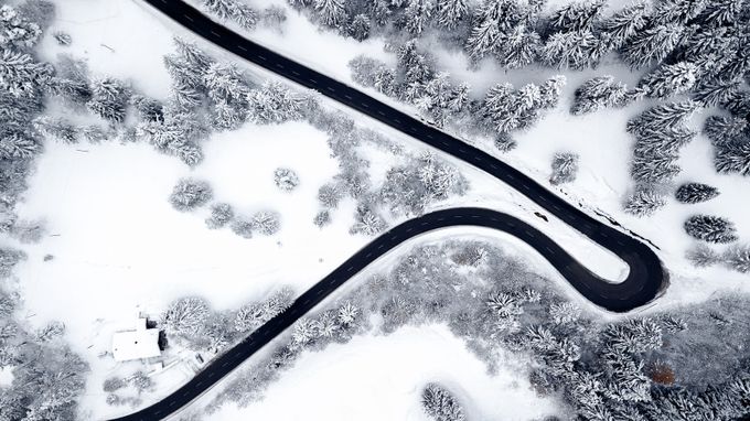 Lines by JCSimoes - Winter Roads Photo Contest