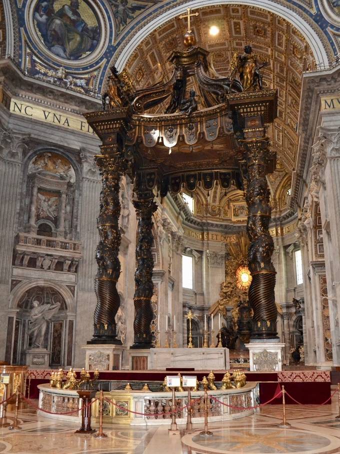Bernini's Baldachino, centrepiece at ST Peter's, Rome, Italy by ...