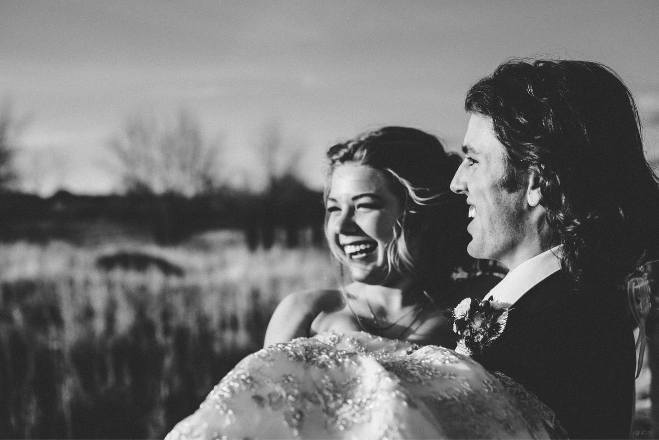 38 Timeless B&W Photos That Show The Magic Of Weddings