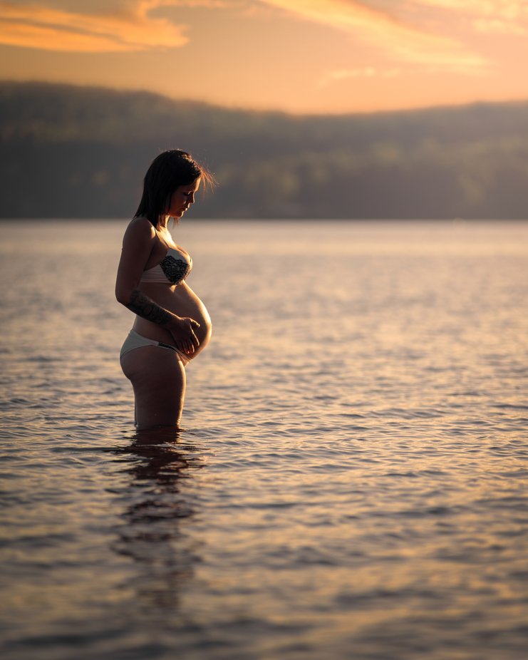 Pregnancy Photo Contest Winners picture