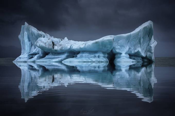 Like an Antarctica Dream by Hugo_Valle - In The Middle Photo Contest