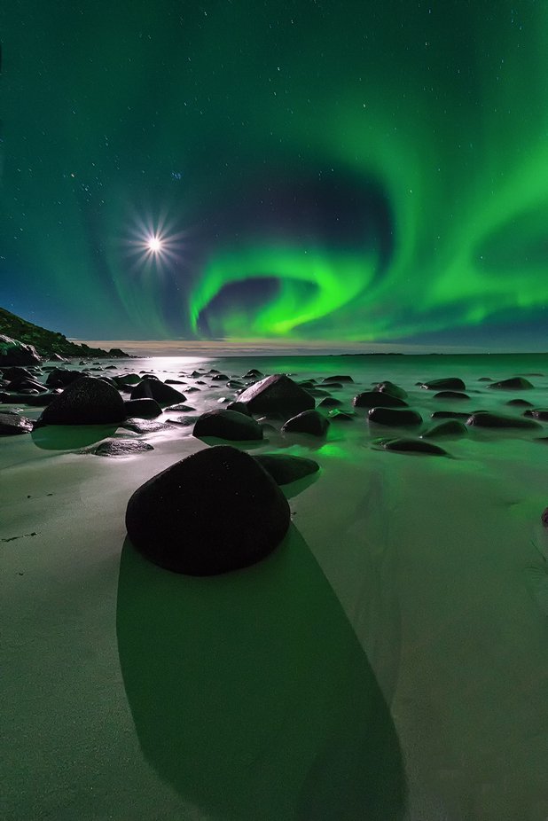 Moon meets Aurora by PedroKin - The Aurora Borealis Photo Contest