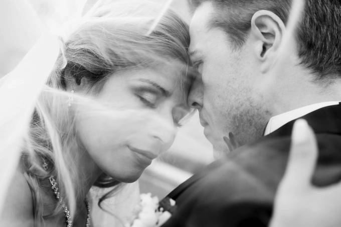 love is in the air  by yanaanne - Capture Wedding Moments Photo Contest