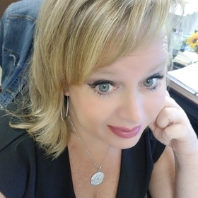 Suzanne815 avatar