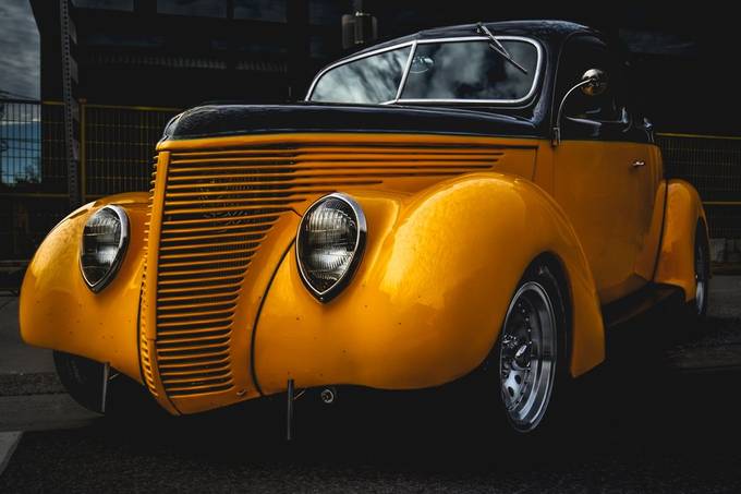 Yellow Classic by souleye - Image Of The Month Photo Contest Vol 82